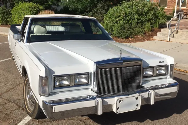 Limousine Lincoln Town DE 1988
